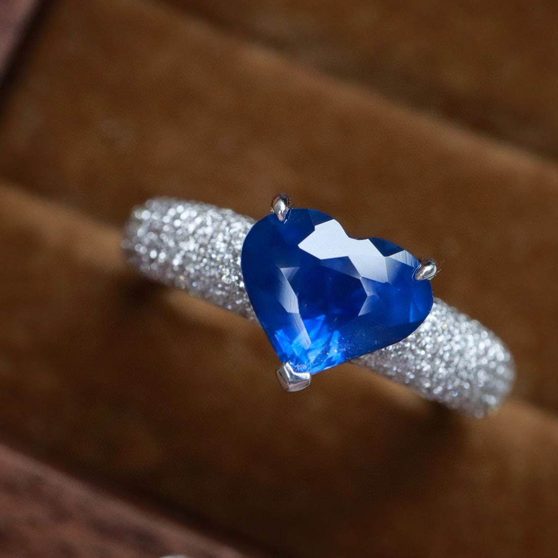 14k Gold 2.25 Ctw Natural Sapphire & Diamond Ring - 5