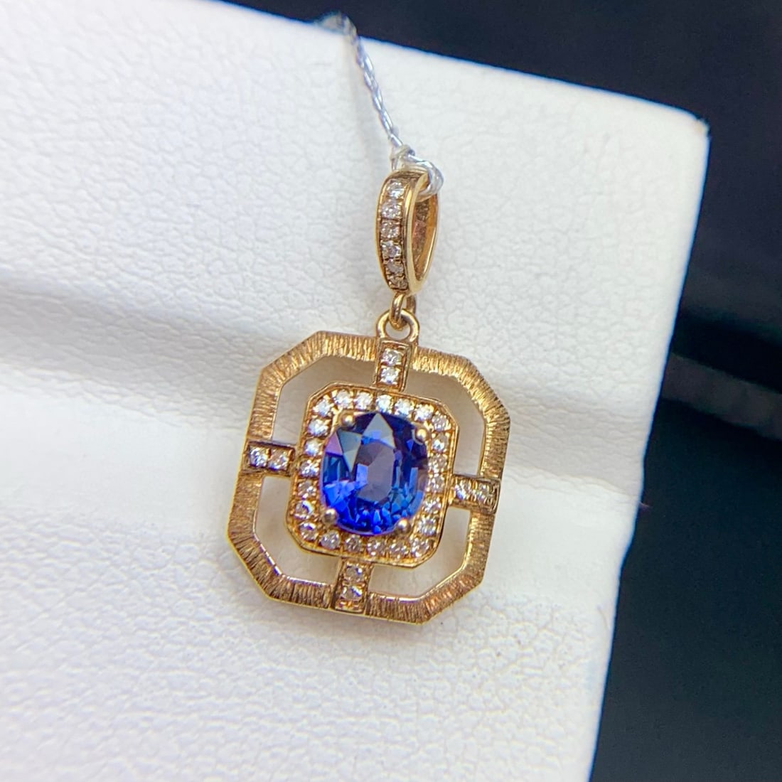 14k Gold 0.6 Ct Natural Sapphire & Diamond Pendant( Without Chain ) - 2