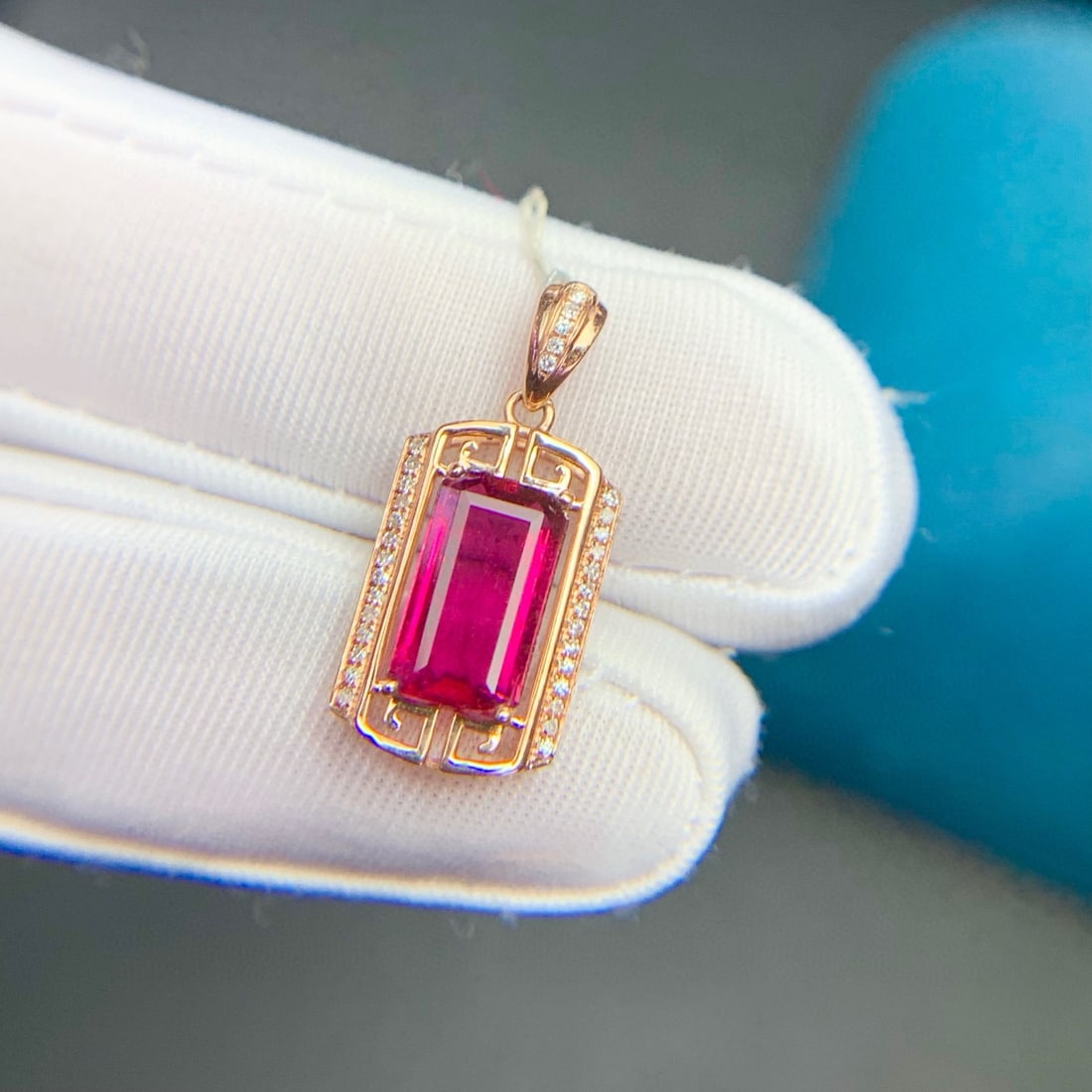 14k Gold 1.9 Ct Natural Tourmaline & Diamond Pendant( Without Chain ) - 6