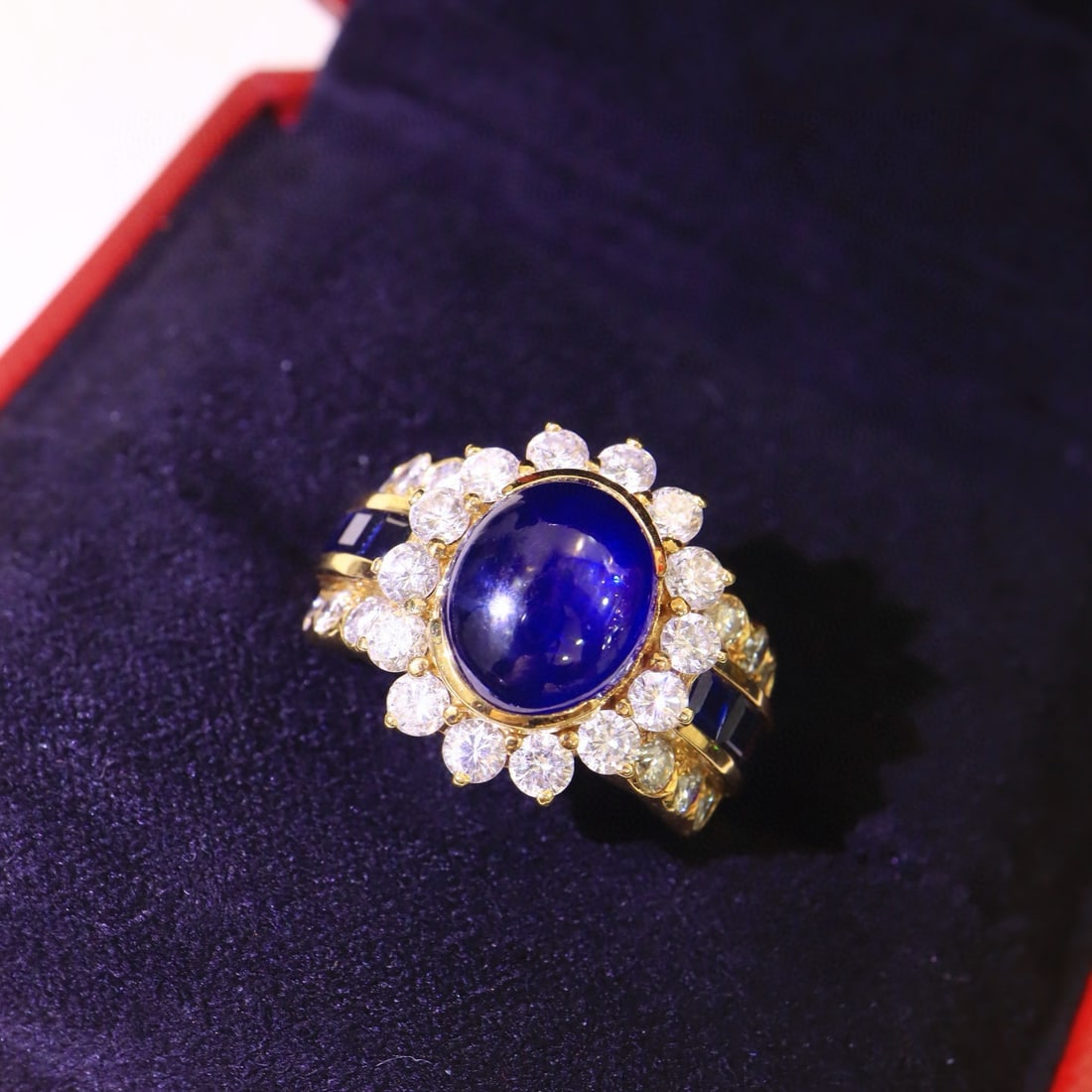 14k Gold 7.3 Ctw Natural Sapphire & Diamond Ring - 6