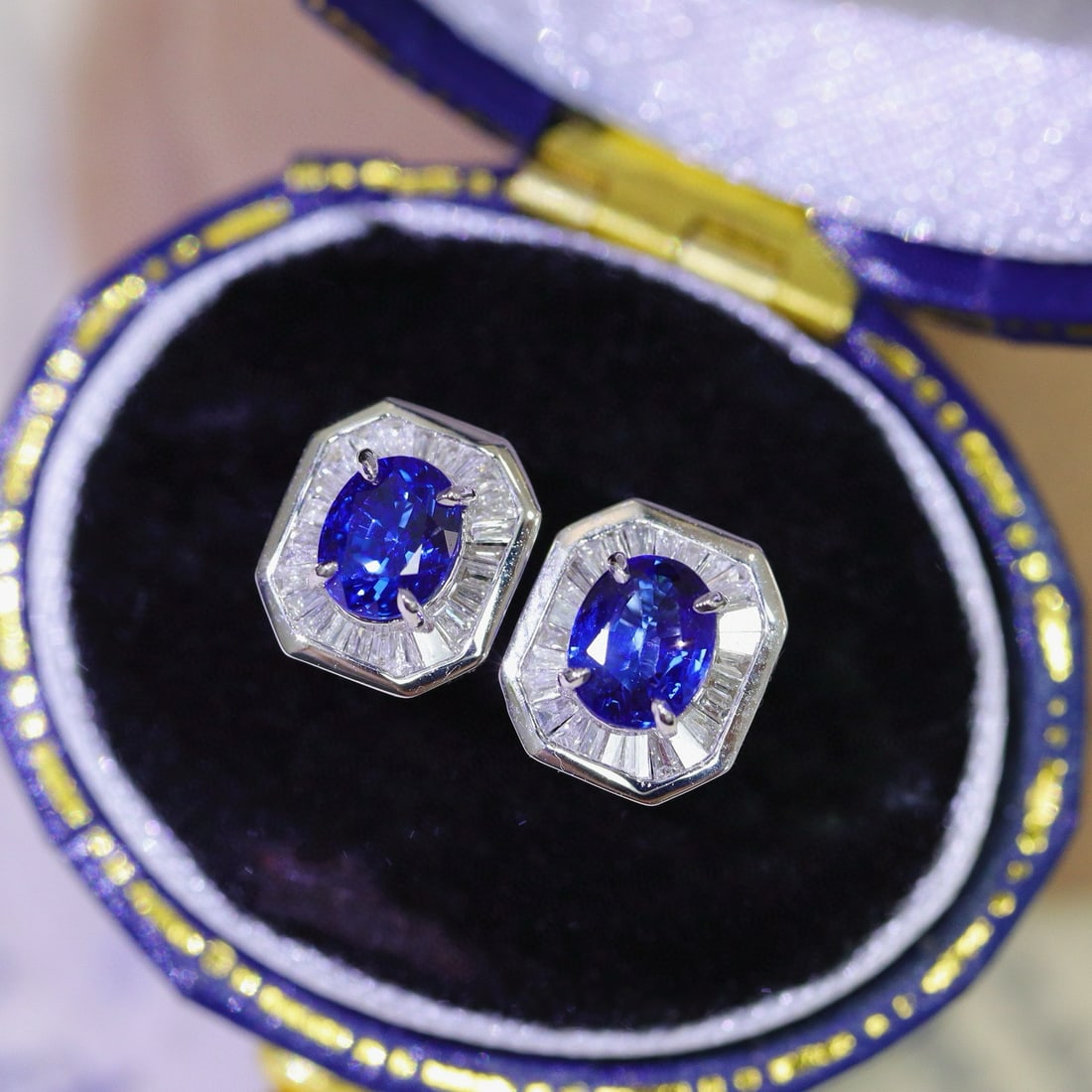 14k Gold 0.79 Ct Natural Sapphire & Diamond Earrings - 5