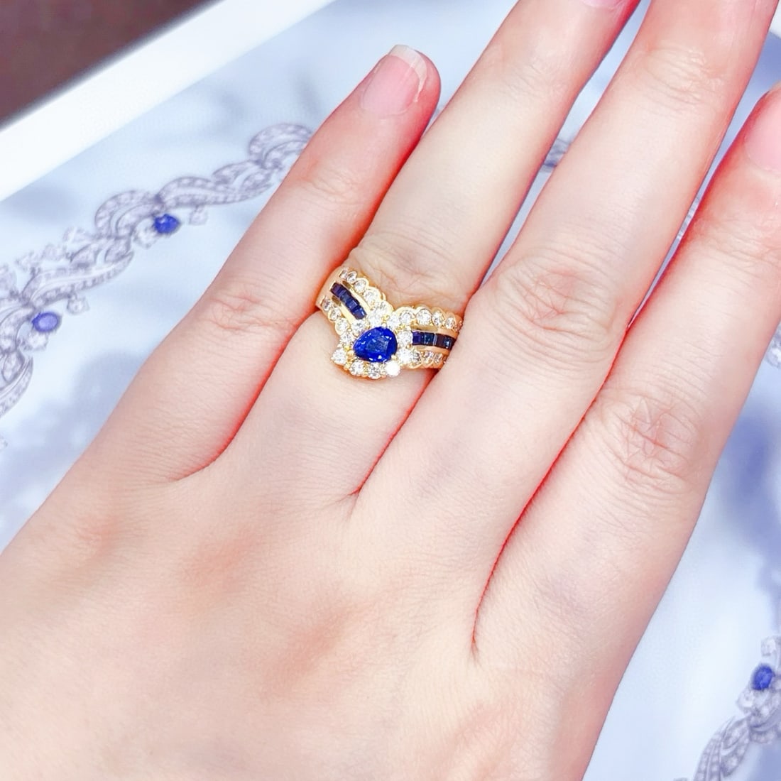 14k Gold 1.47 Ctw Natural Sapphire & Diamond Ring - 8