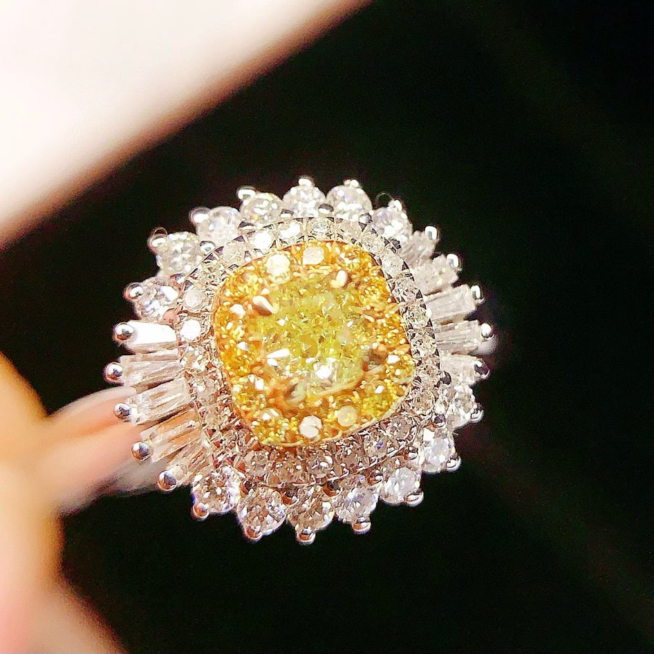 14k Gold 0.28 Ct Natural Yellow Diamond & Diamond Ring - 5