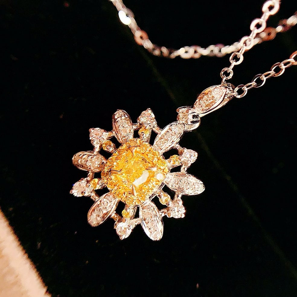 14k Gold 0.29 Ct Natural Yellow Diamond & Diamond Pendant( Without Chain ) - 3