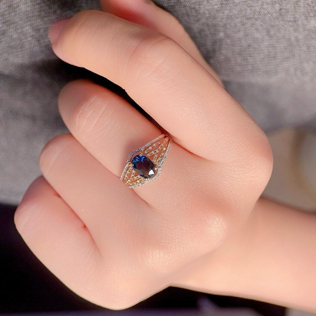 14k Gold 1.1 Ct Natural Sapphire & Diamond Ring - 4