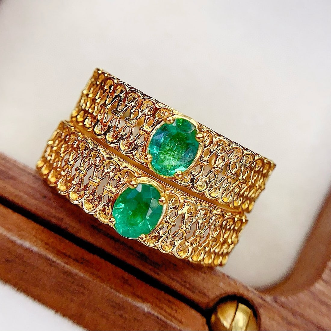14k Gold 0.4 Ct Natural Emerald Ring - 2