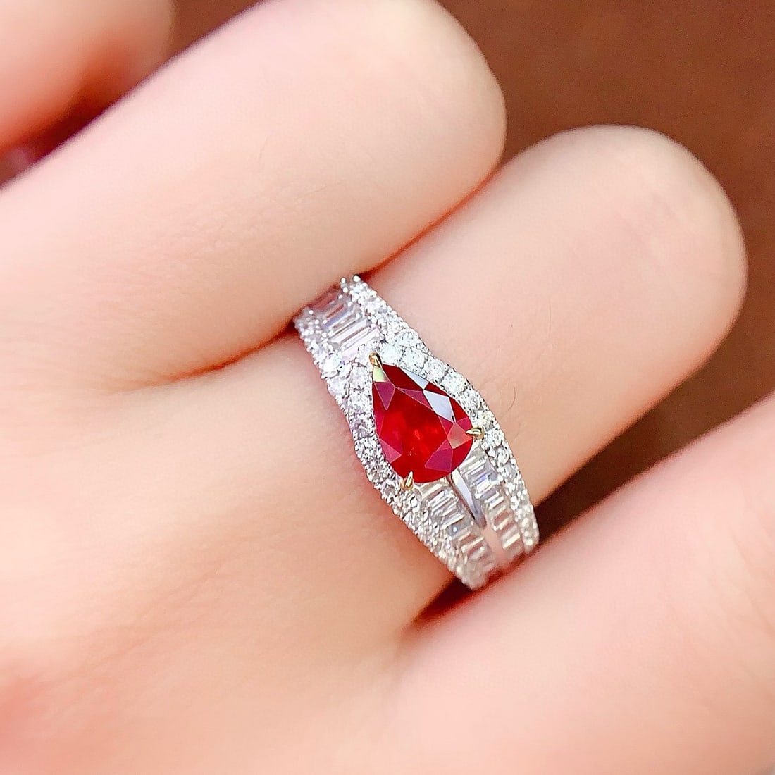 14k Gold 0.93 Ct Natural Ruby & Diamond Ring - 6