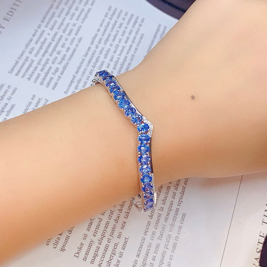 14k Gold 7.68 Ct Natural Sapphire & Diamond Bangle - 6