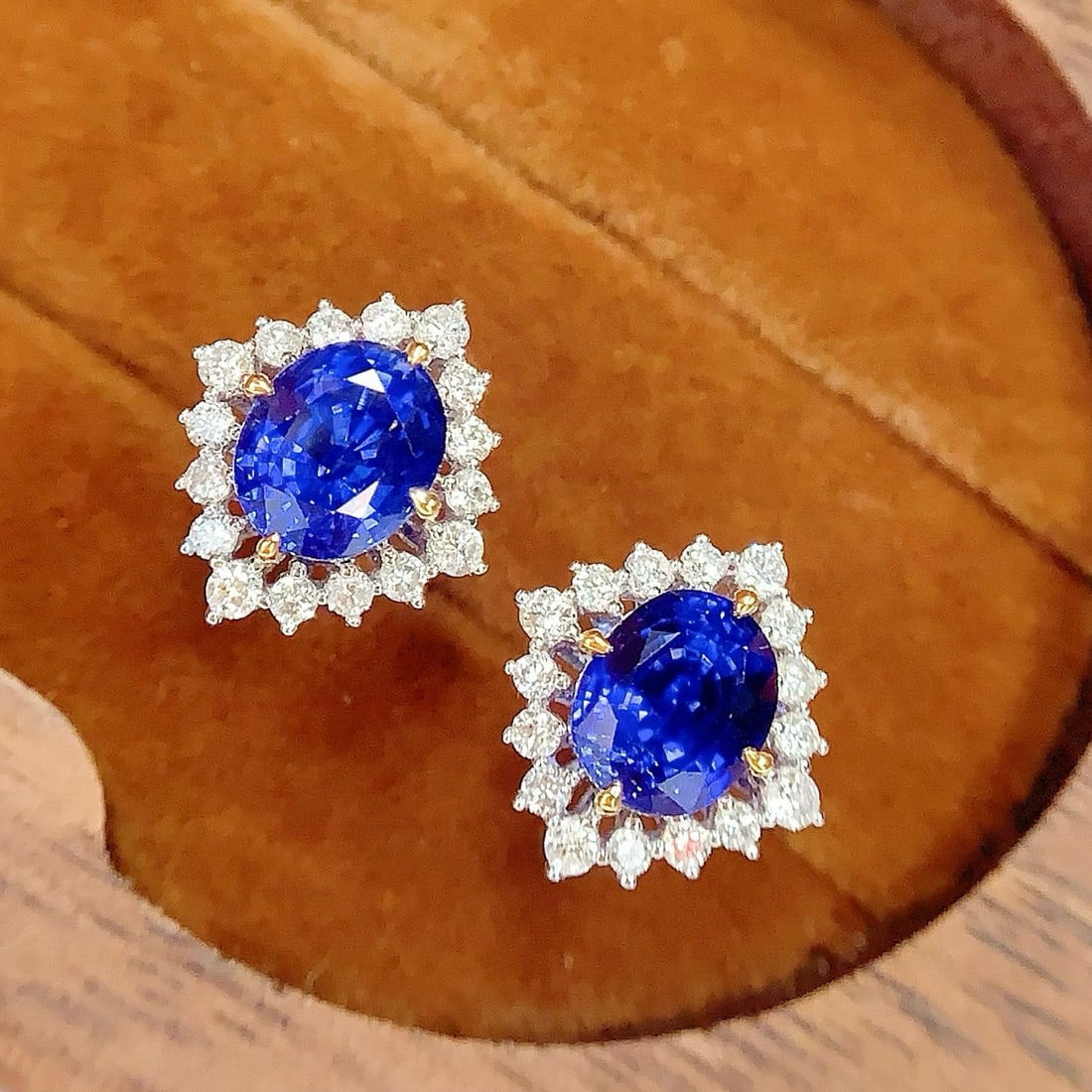 14k Gold 2.8 Ct Natural Sapphire & Diamond Earrings - 2