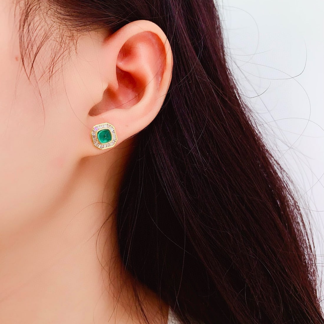 14k Gold 2 Ct Natural Emerald & Diamond Earrings - 5