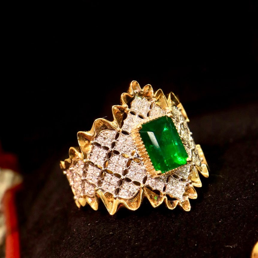 14k Gold 1.50 Ctw Vivid Green Natural Emerald & Diamond Ring - 5