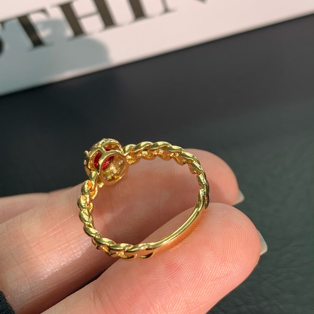 14k Gold 0.62 Ctw Natural Ruby & Diamond Ring - 3