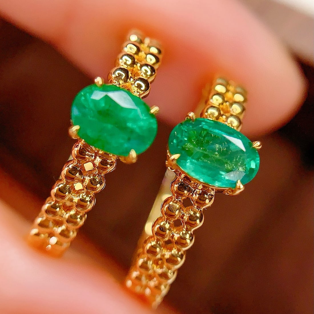 14k Gold 0.65 Ct Natural Emerald Ring - 2