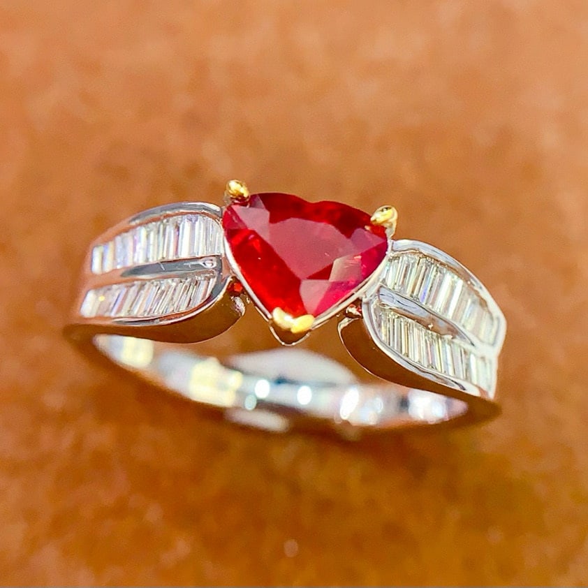 14k Gold 1.02 Ct Natural Ruby & Diamond Ring - 4