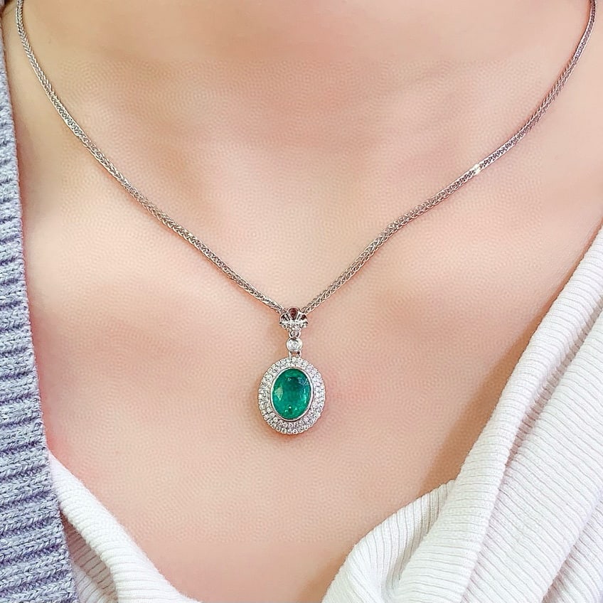 14k Gold 3 Ct Natural Emerald & Diamond Pendant( Without Chain ) - 6