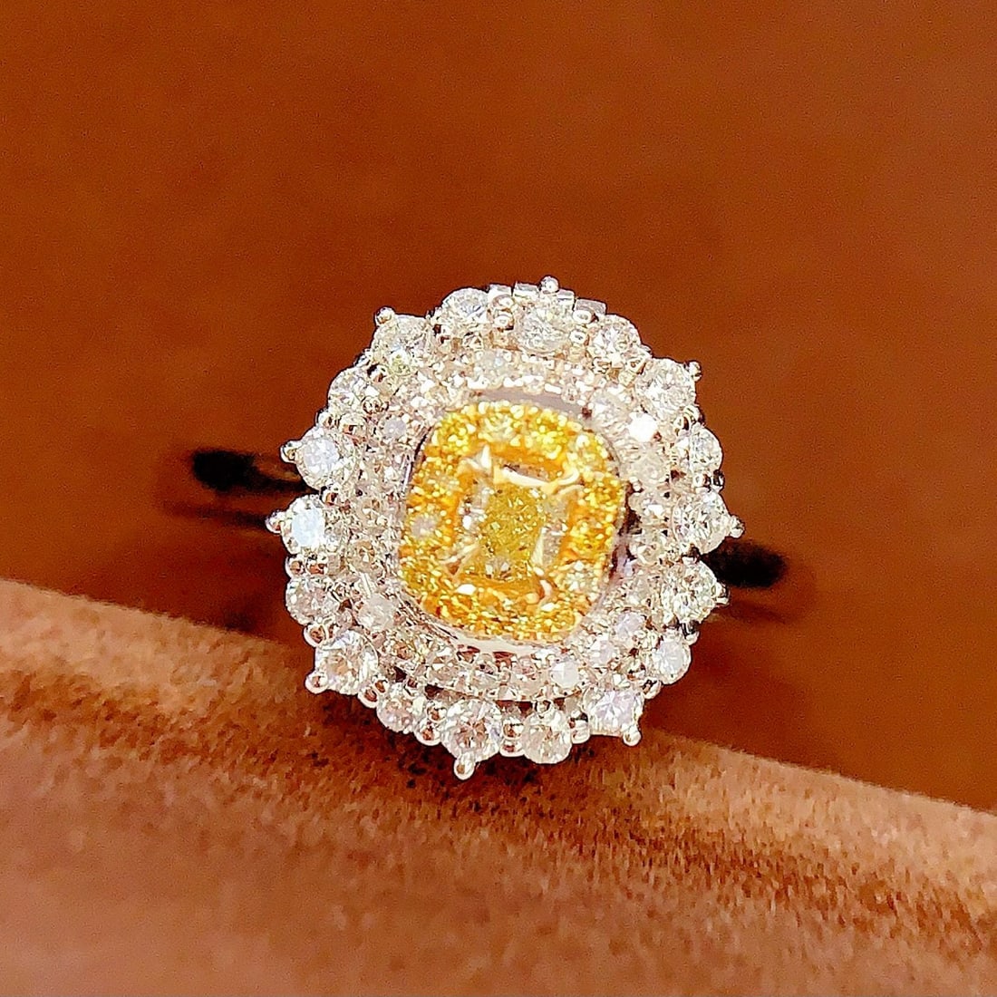 14k Gold 0.26 Ct Natural Yellow Diamond & Diamond Ring/pendant( Without Chain ) - 2