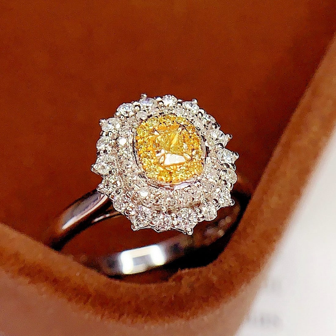 14k Gold 0.26 Ct Natural Yellow Diamond & Diamond Ring/pendant( Without Chain ) - 3