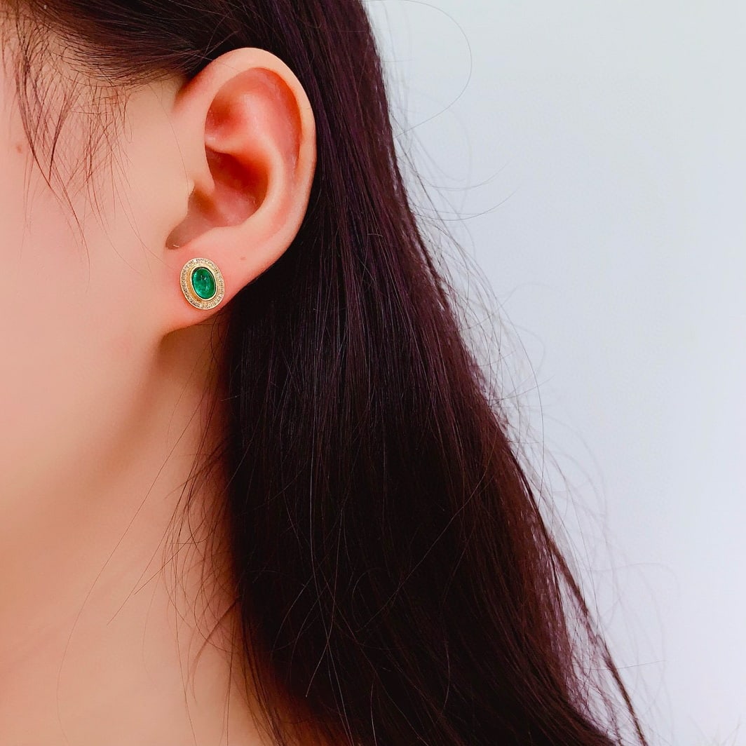 14k Gold 1.6 Ct Natural Emerald & Diamond Earrings - 5