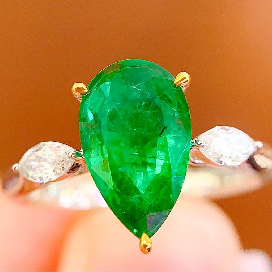 14k Gold 2.78 Ct Vivid Green Natural Emerald & Diamond Ring - 3