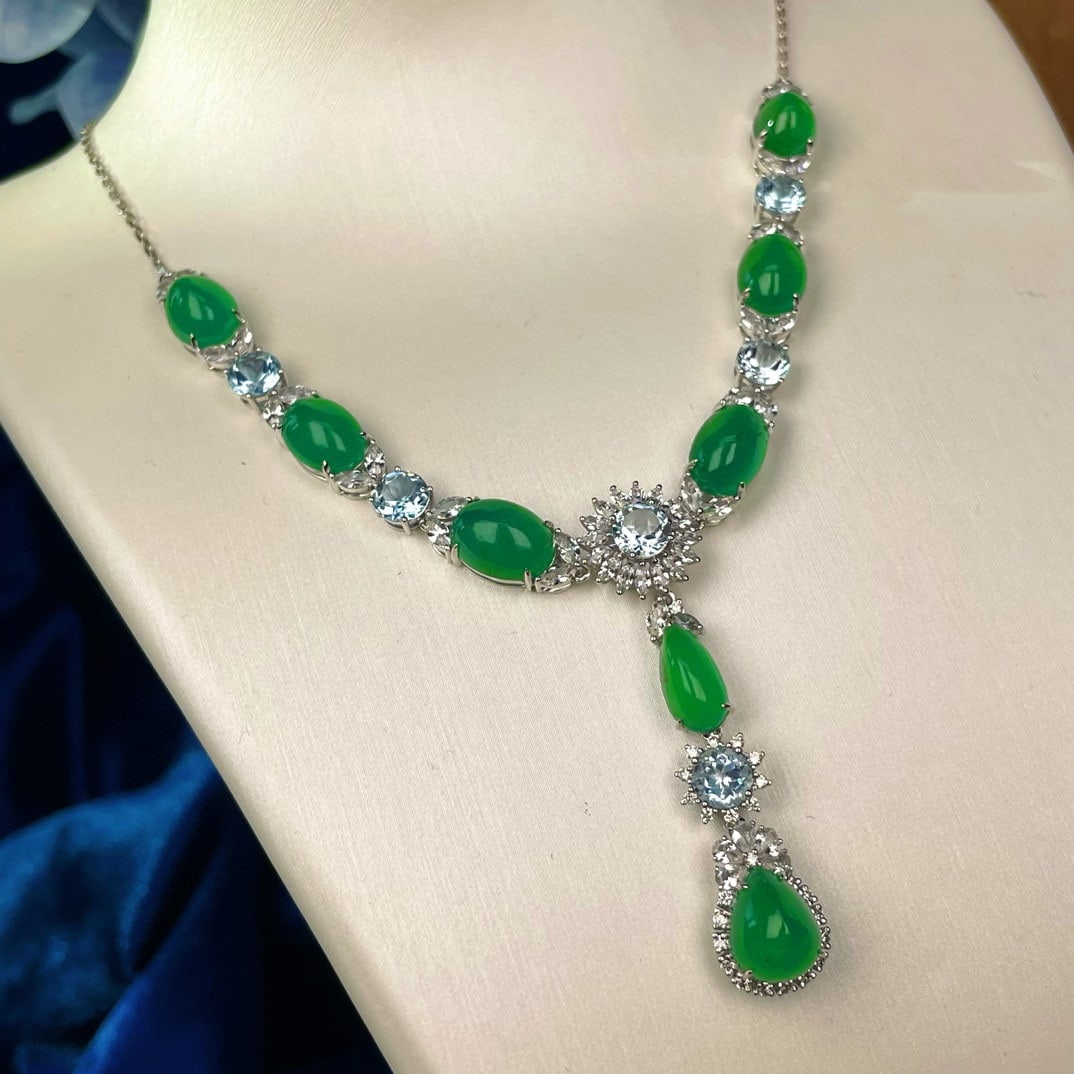 14k Gold 24.45 Ctw Natural Emerald & Topaz Necklace - 5