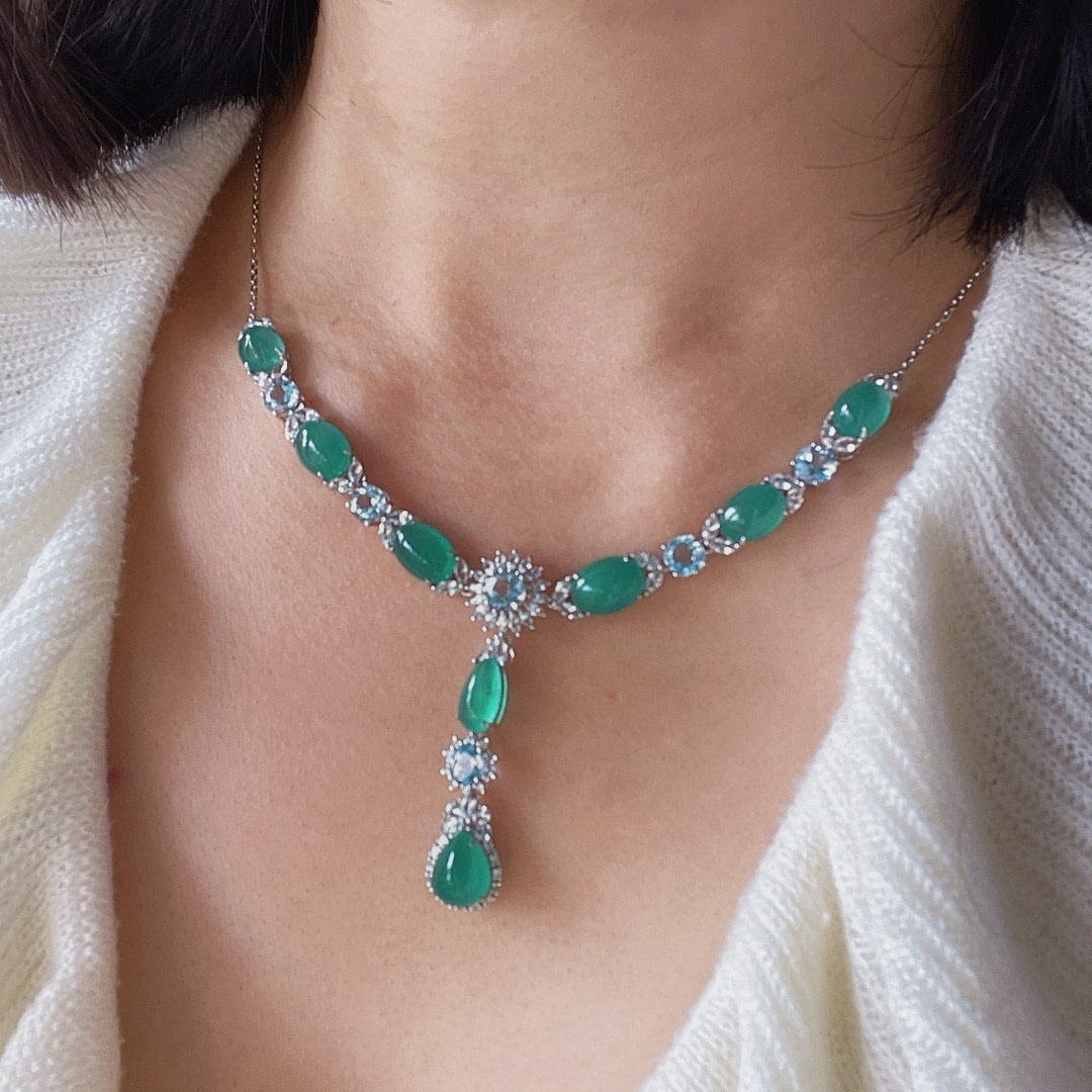 14k Gold 24.45 Ctw Natural Emerald & Topaz Necklace - 9