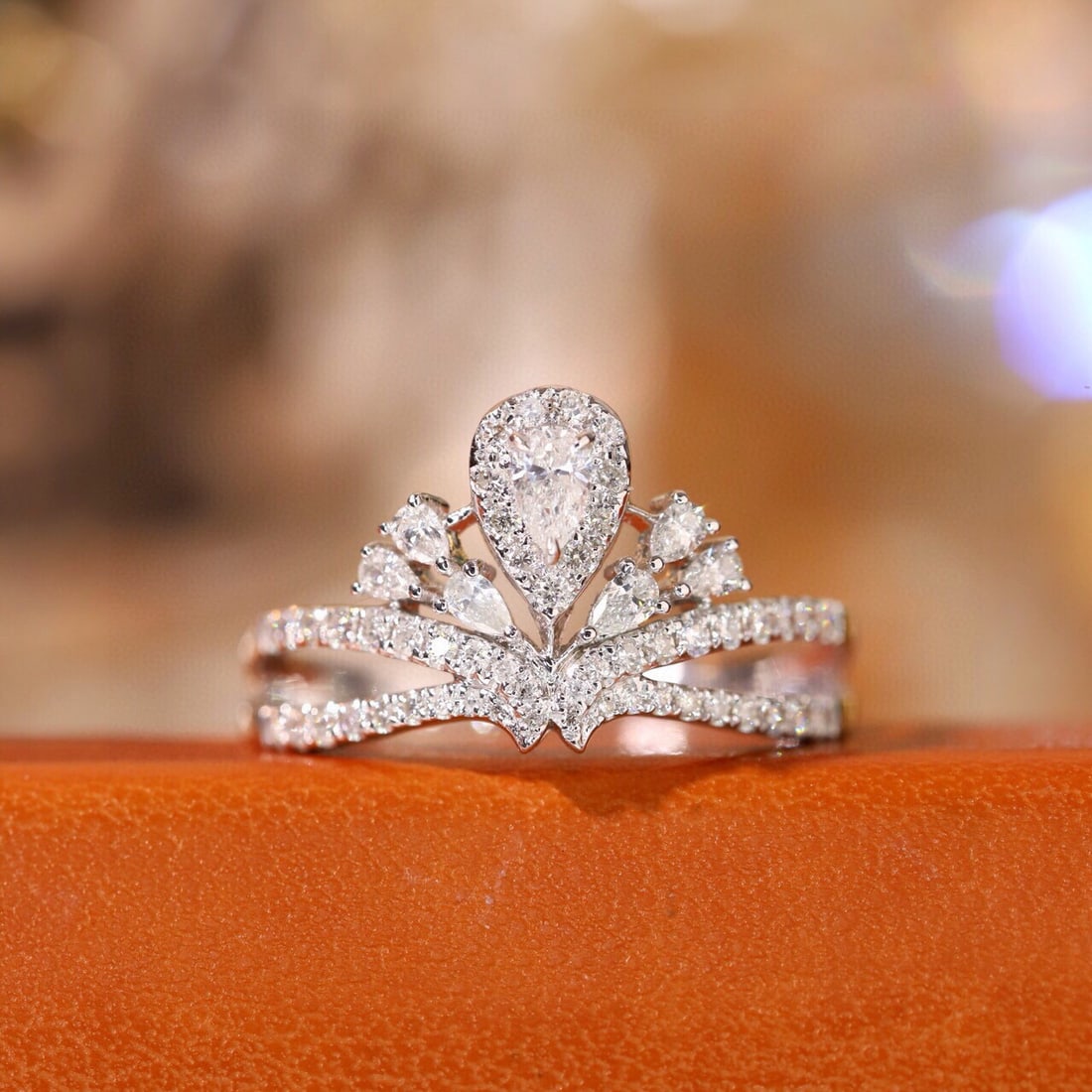 14k Gold 0.78 Ctw Natural H Diamond Ring: Ref:231059040 // gold content:14k gold // ring size:7. 25us // // main gemstone:diamond // shape:pear // carat weight:0. 18ct // clarity grade:vs-si // color:h // treatment:natural // // adjacent