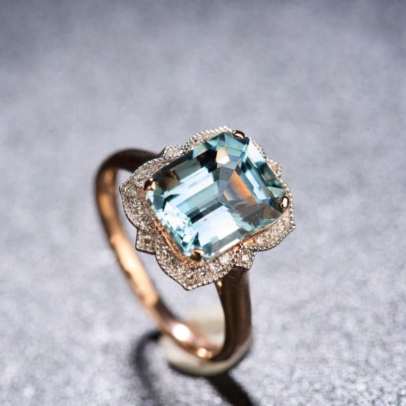 14k Gold 3.52 Ct Natural Aquamarine & Diamond Ring - 6