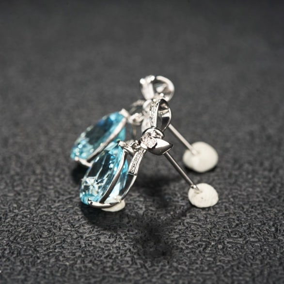 14k Gold 3.75 Ct Natural Aquamarine & Diamond Earrings - 4