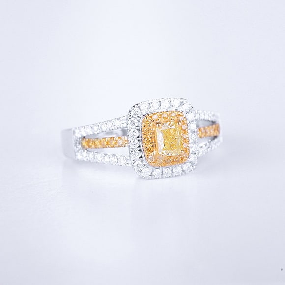 14k Gold 0.65 Ctw Natural Yellow Diamond & Diamond Ring - 2