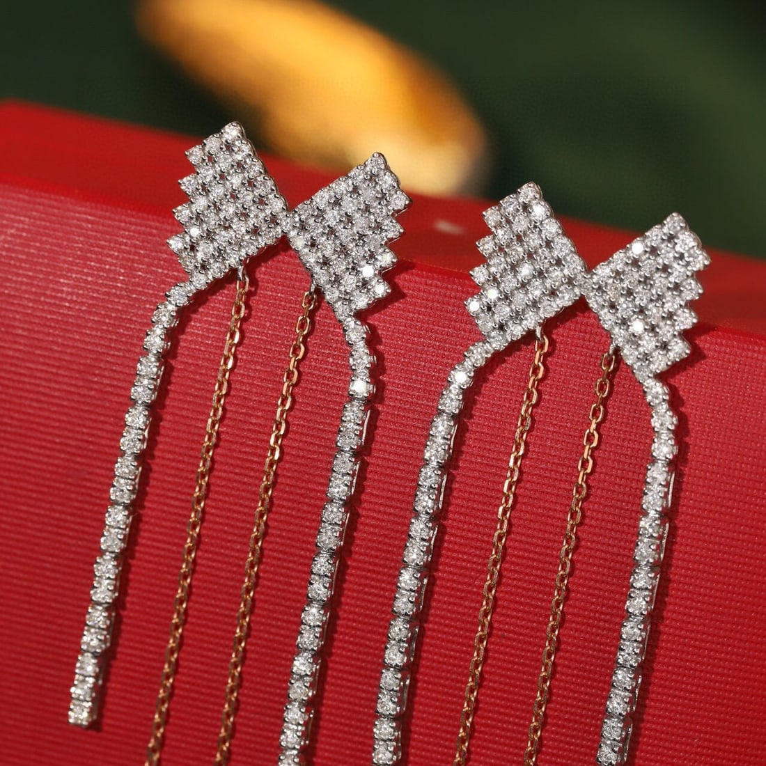 14k Gold 1.2 Ct Natural H Diamond Earrings: Ref:231059169 // gold content:14k gold // main gemstone:diamond // shape:round // carat weight:1. 2ct // clarity grade:vs-si // color:h // treatment:natural // cut grade:g // Condition: NewLow