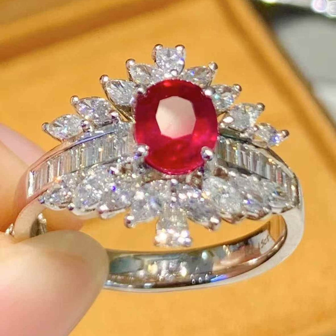 14k Gold 1.15 Ct Natural Ruby & Diamond Ring - 6