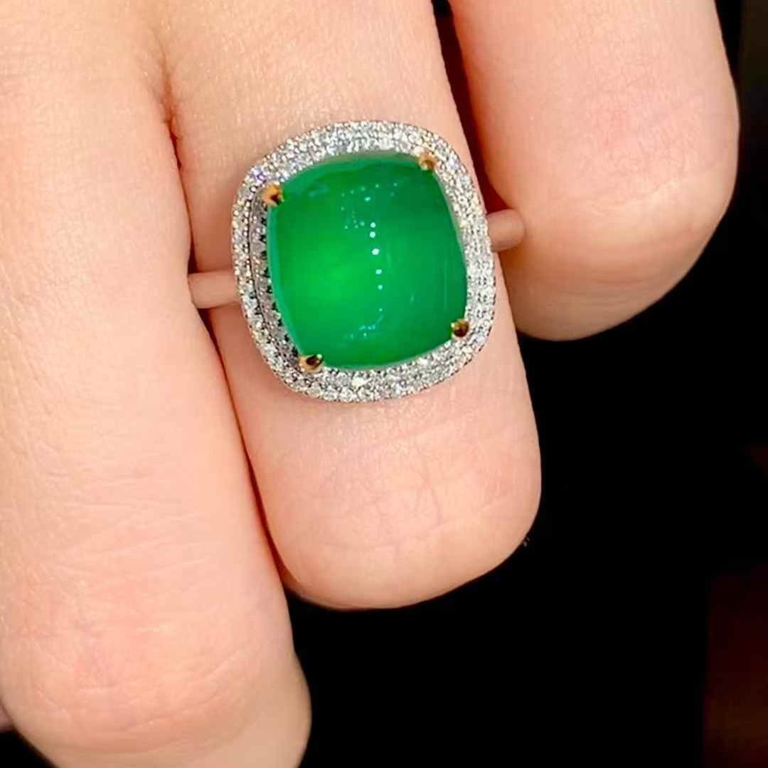 14k Gold 4.6 Ct Natural Emerald & Diamond Ring - 5