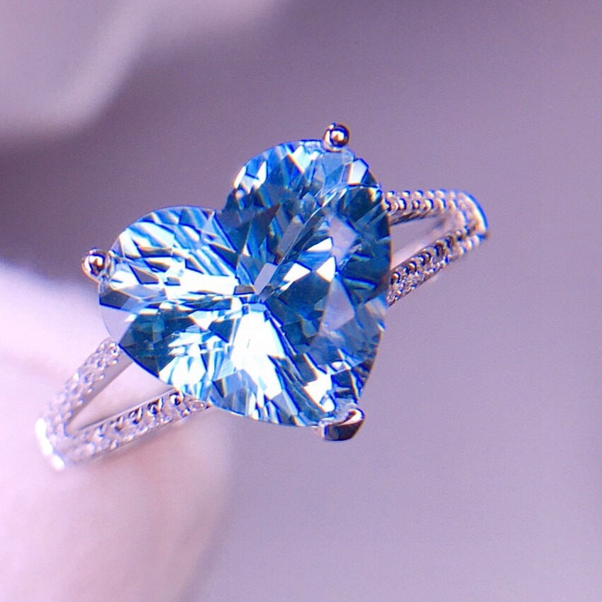 14k Gold 3.05 Ct Natural Aquamarine & Diamond Ring - 4