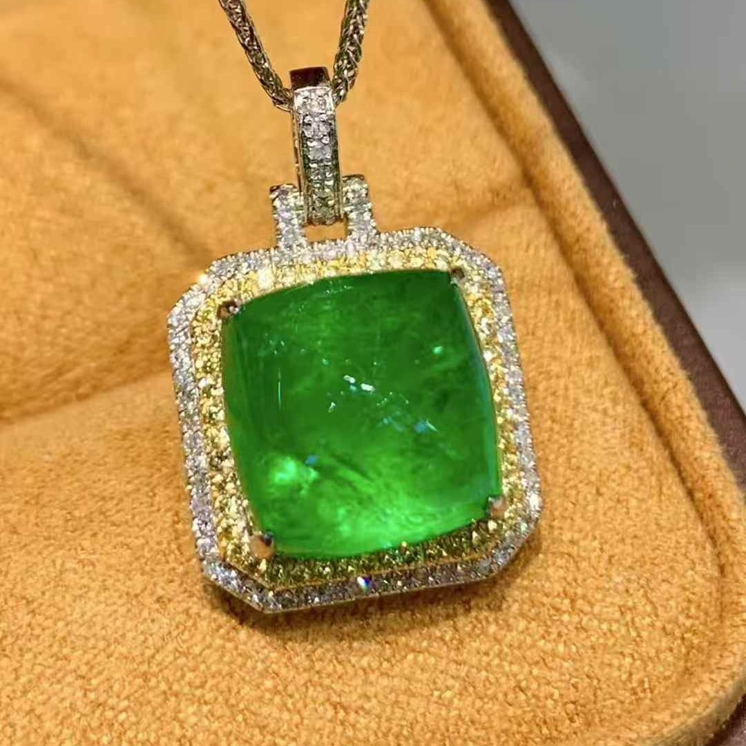 14k Gold 6.8 Ct Natural Emerald & Diamond Pendant( Without Chain ): Ref:231059236 // gold content:14k gold // main gemstone:emerald // shape:sugar-loaf // carat weight:6. 8ct // color:green // treatment:natural // // adjacent gemstone 2 : diamond // shape:round //