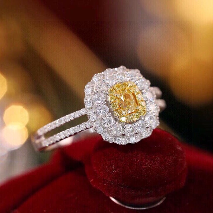 14k Gold 0.8 Ctw Natural Yellow Diamond & Diamond Ring - 2