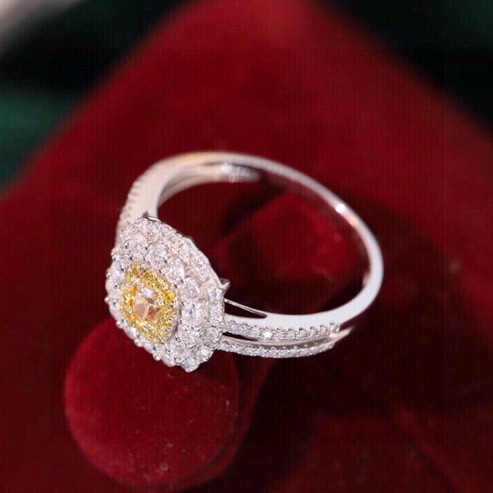 14k Gold 0.8 Ctw Natural Yellow Diamond & Diamond Ring - 4