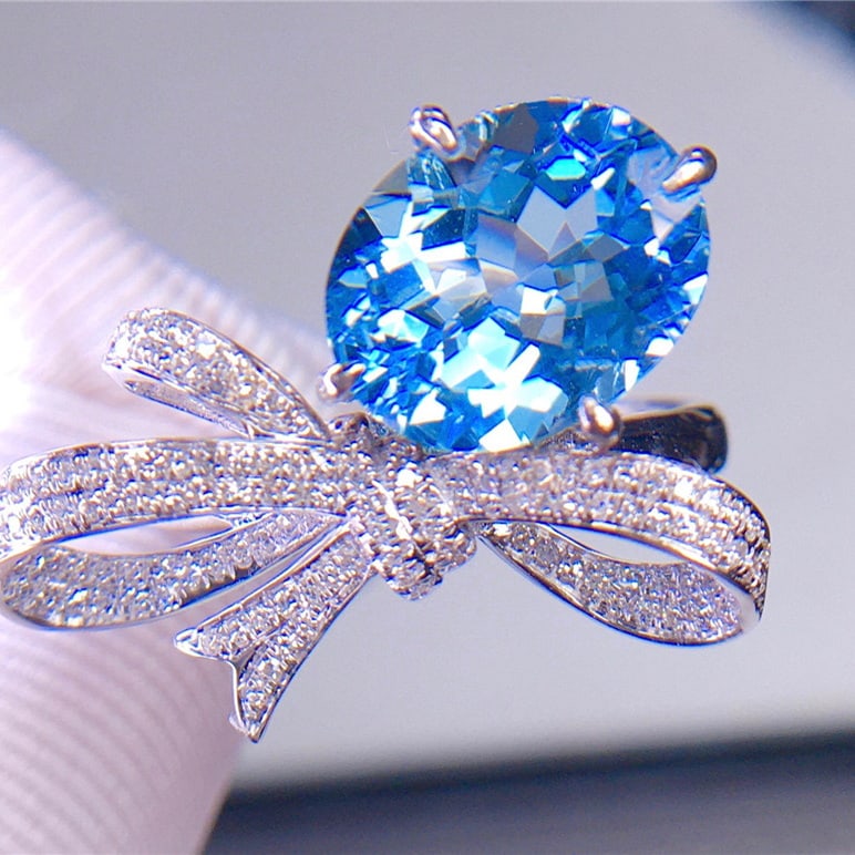 14k Gold 3.6 Ct Natural Aquamarine & Diamond Ring - 5