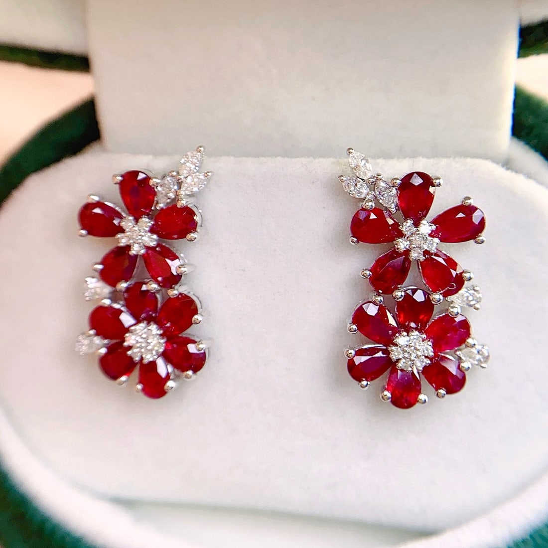 14k Gold 6.00 Ct Natural Ruby & Diamond Earrings - 3