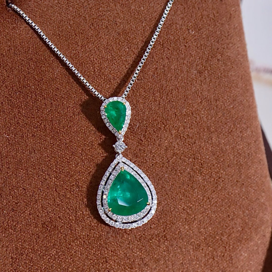 14k Gold 2.74 Ctw Natural Emerald & Diamond Pendant( Without Chain ) - 7