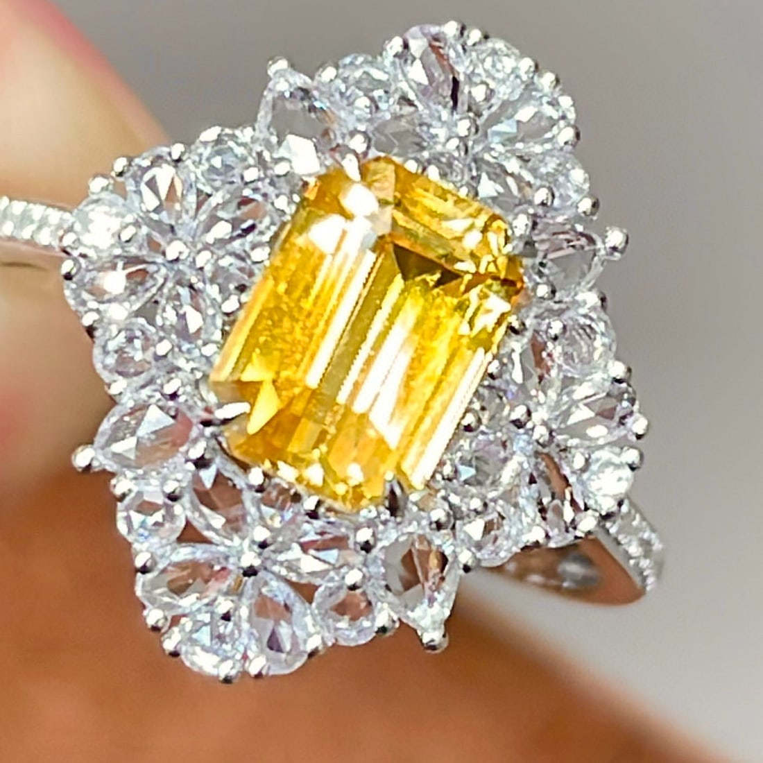 14k Gold 1.58 Ct Natural Sapphire & Sapphire & Diamond Ring - 2