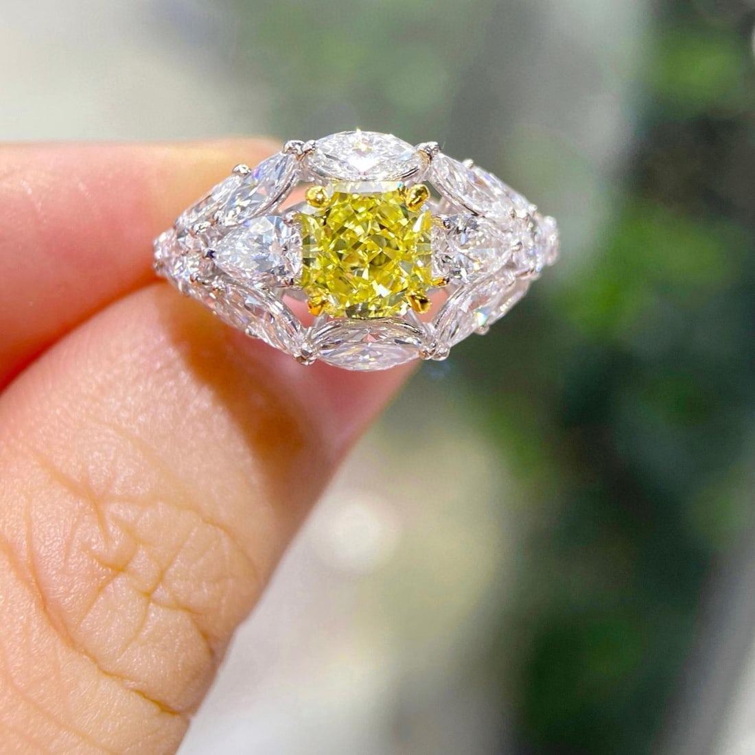 Gia Certified 14k Gold 3.37 Ctw Natural Yellow Diamond & Diamond Ring: Ref:231060051 // gold content:14k gold // ring size:7. 25us // // main gemstone:yellow diamond // certified:gia // shape:radiant // carat weight:1. 34ct // clarity grade:if // color:yellow //