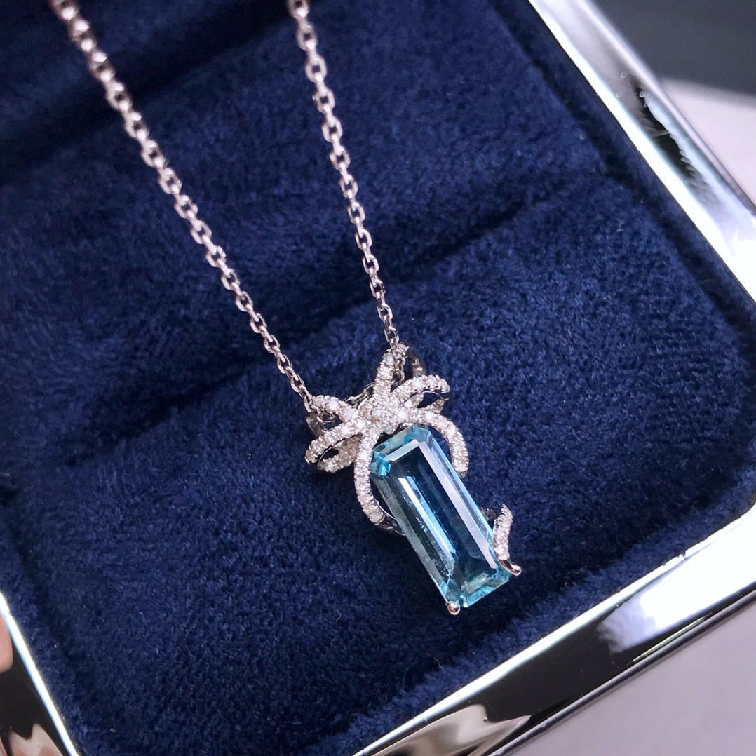 14k Gold 1.40 Ctw Natural Aquamarine & Diamond Necklace - 2