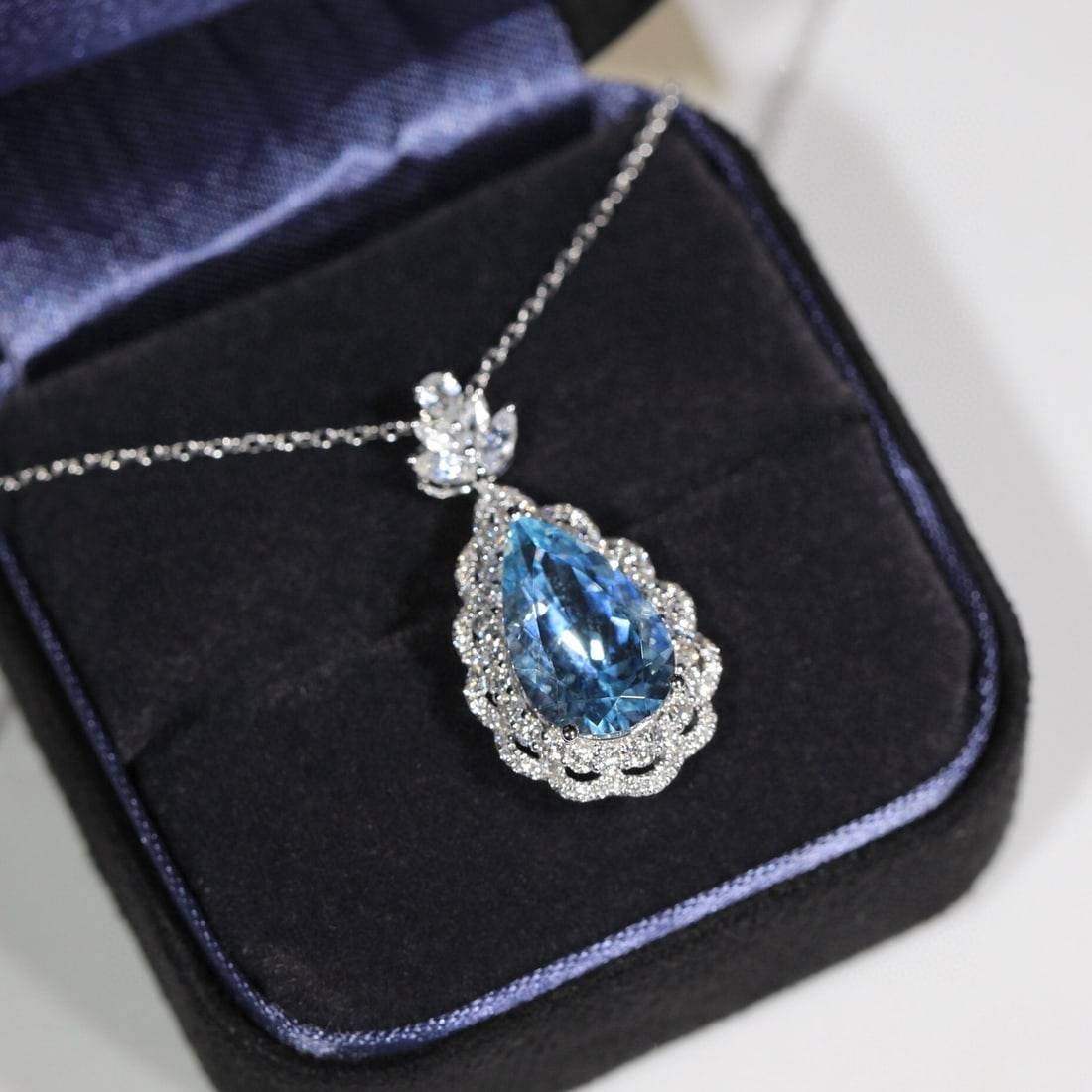 14k Gold 3.49 Ct Natural Aquamarine & Diamond Pendant( Without Chain ) - 6