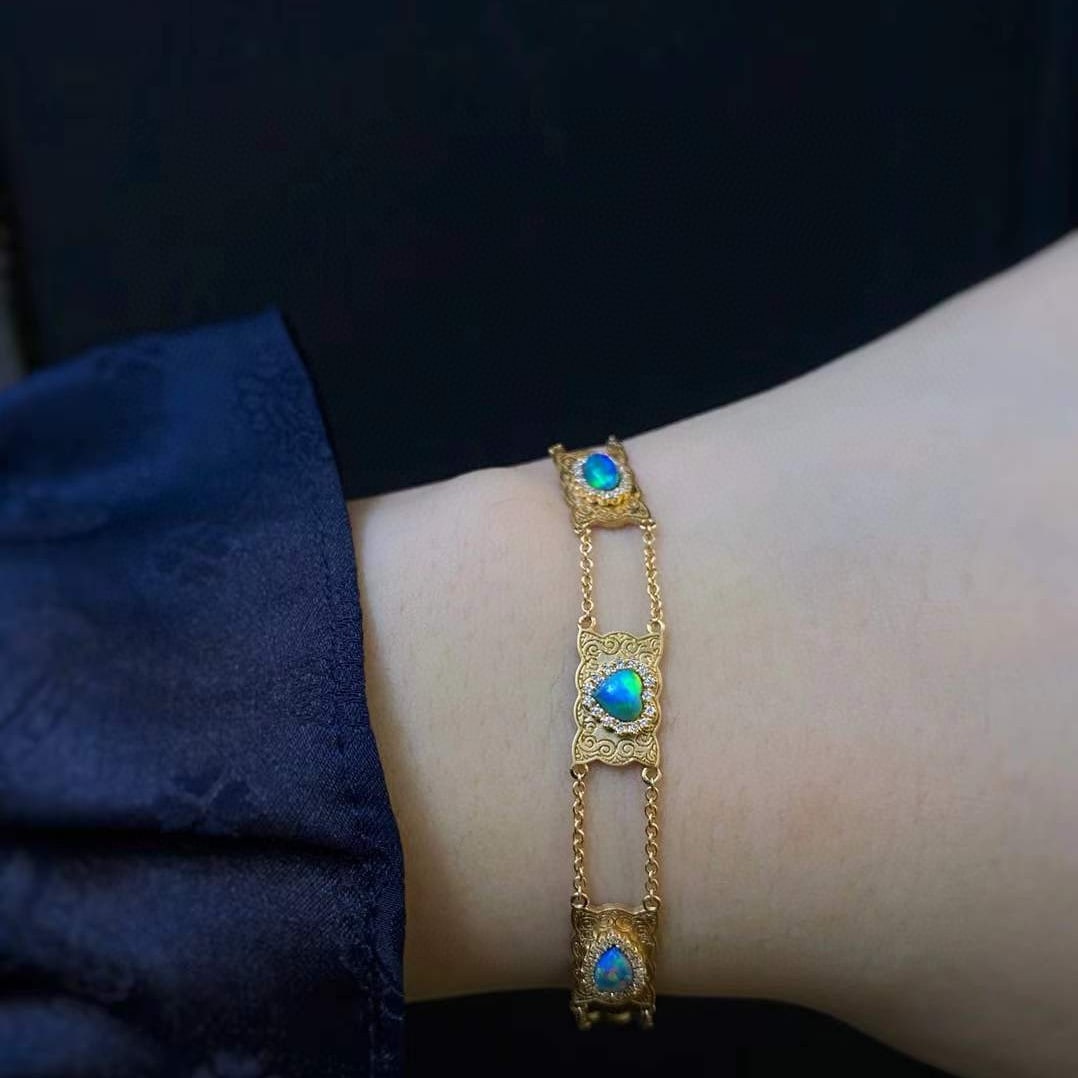 14k Gold 0.8 Ctw Natural Opal & Diamond Bracelet - 7