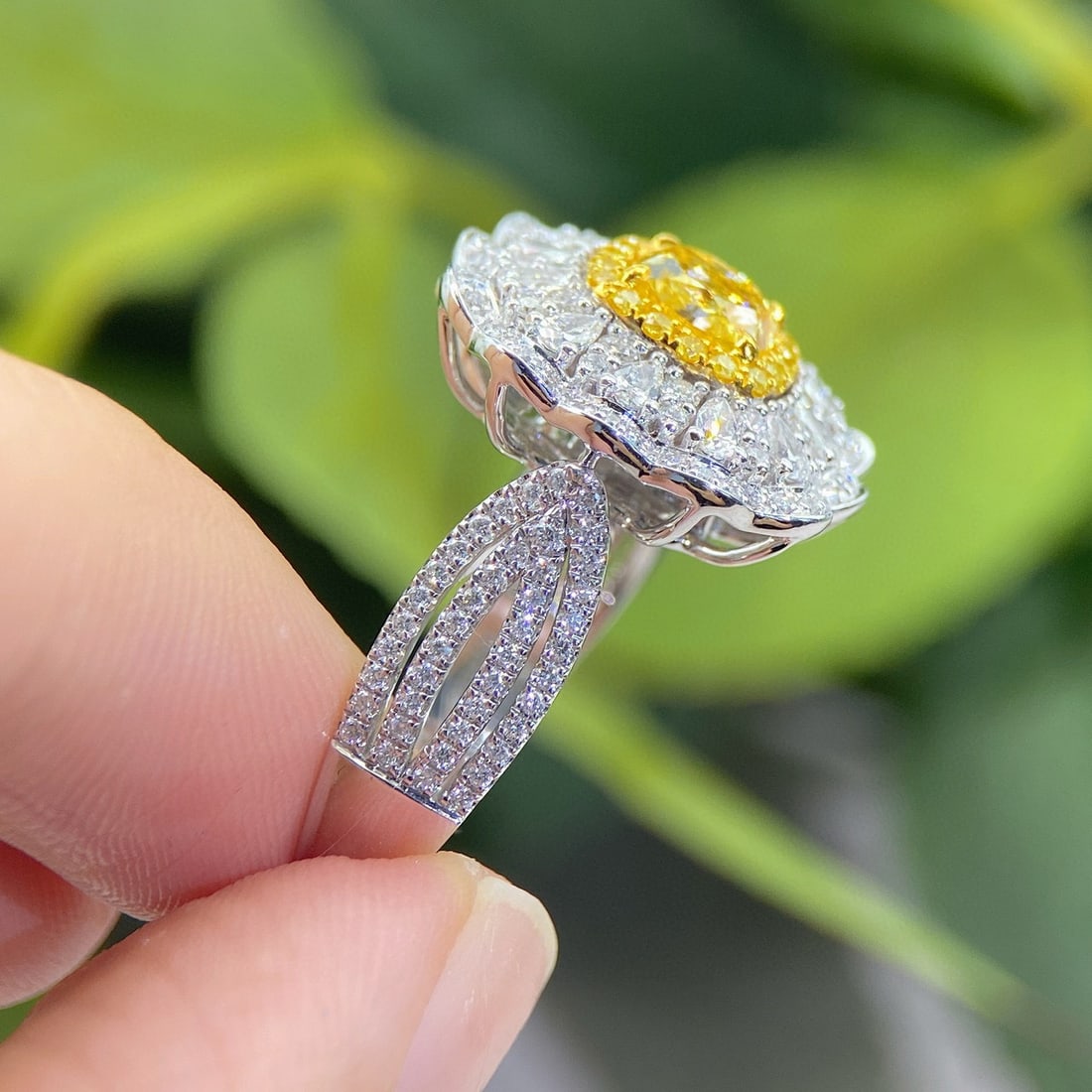 Gia Certified 14k Gold 1.90 Ctw Natural Yellow Diamond & Diamond Ring/pendant( Without Chain ) - 4