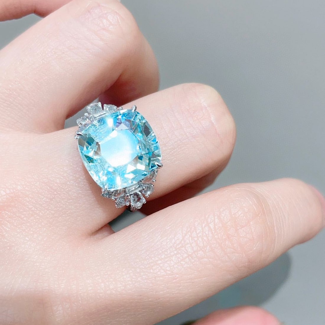 14k Gold 7.45 Ct Natural Aquamarine & Sapphire & Diamond Ring - 6