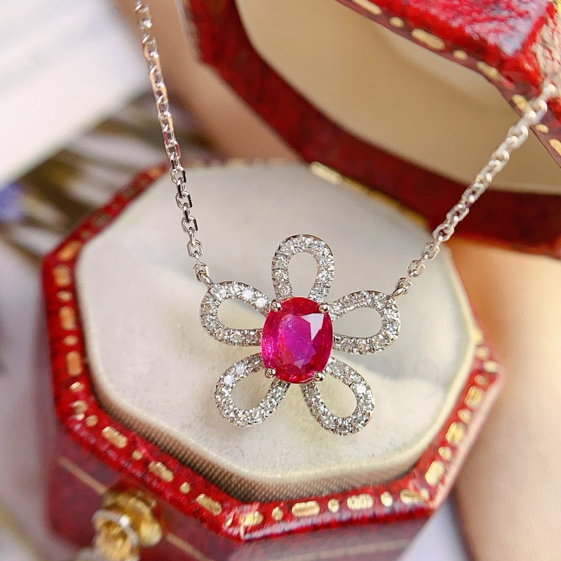 14k Gold 0.45 Ct Natural Ruby & Diamond Necklace: Ref:231060125 // gold content:14k gold // main gemstone:ruby // shape:oval // carat weight:0. 45ct // color:red // treatment:natural // // adjacent gemstone 2 : diamond // number of stones:45 //