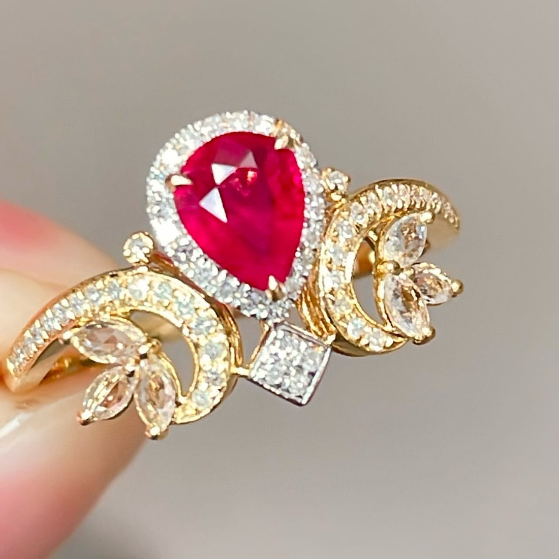 14k Gold 0.6 Ct Natural Ruby & Diamond & Sapphire Ring (1 of 7)