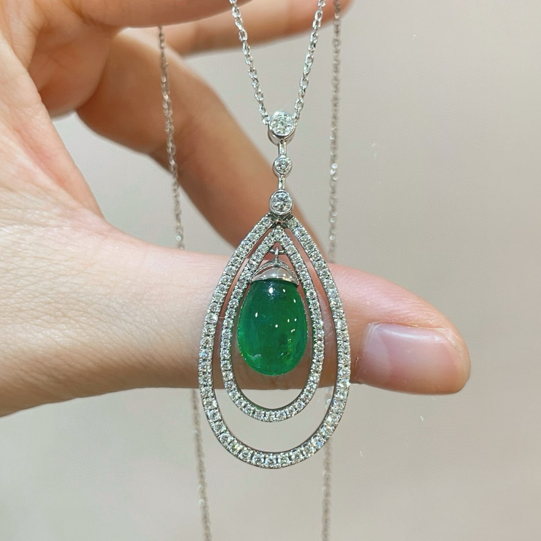 14k Gold 6.35 Ctw Natural Emerald & Diamond Necklace - 5