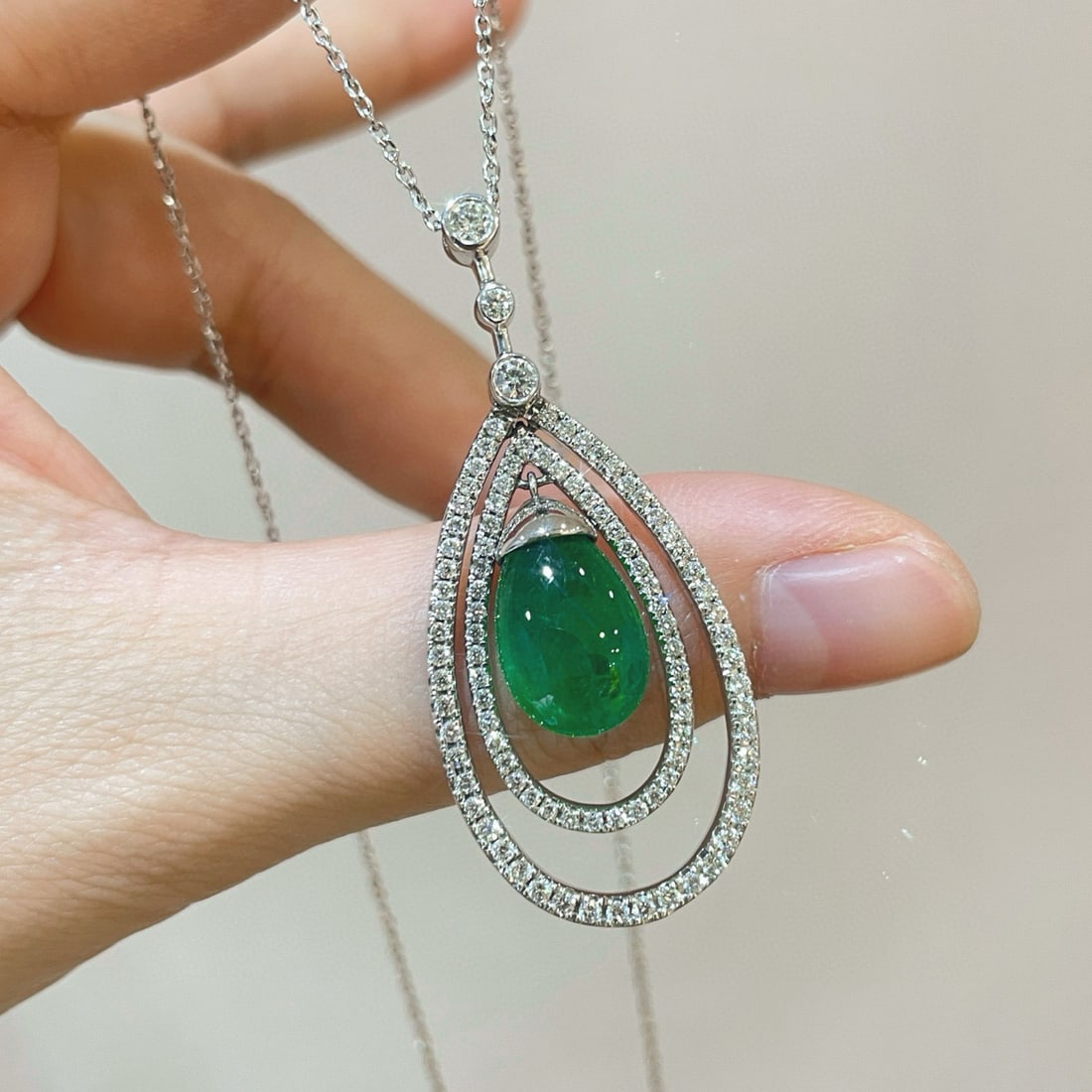 14k Gold 6.35 Ctw Natural Emerald & Diamond Necklace - 6